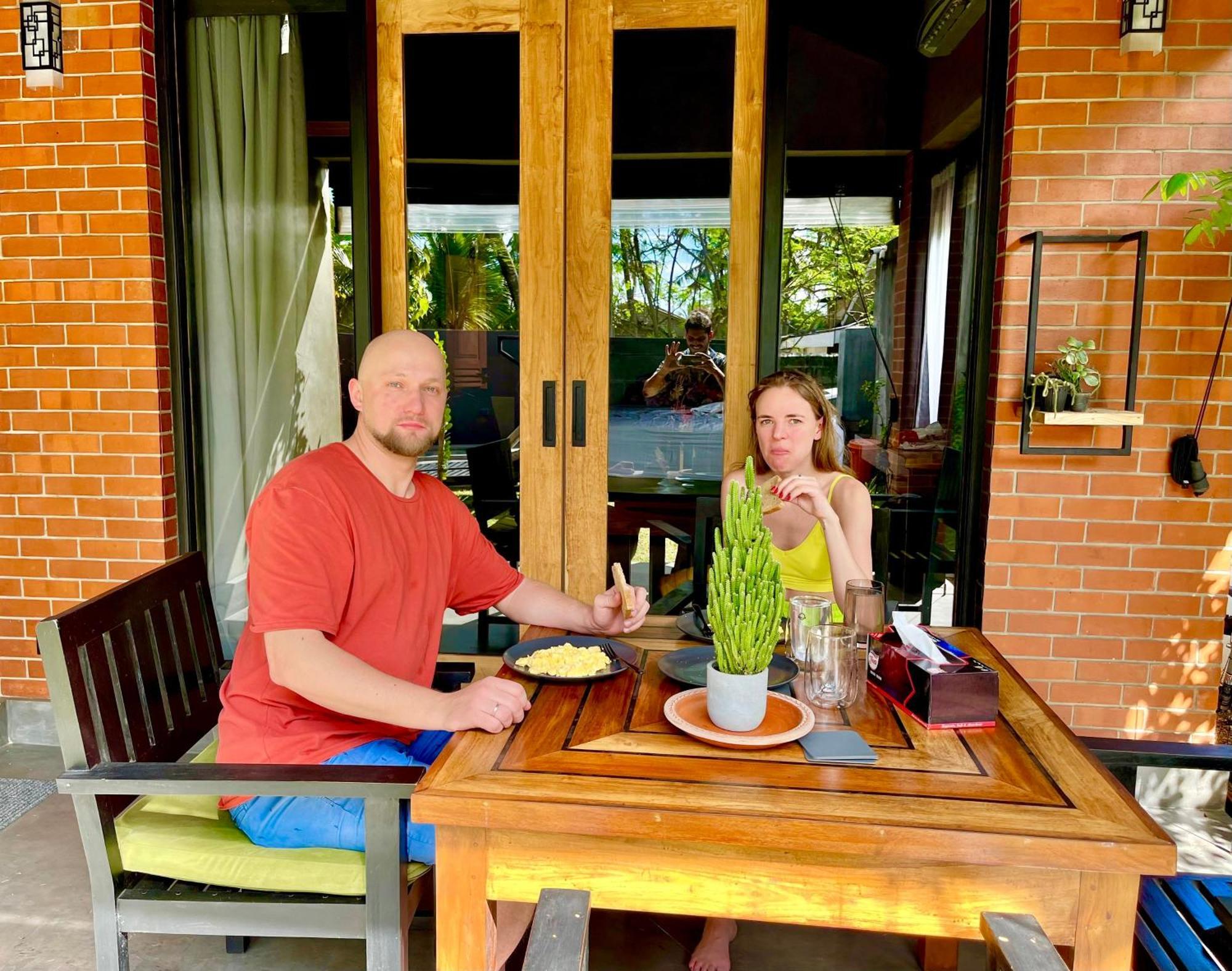 Negombo Morawala Beach Villa Екстериор снимка